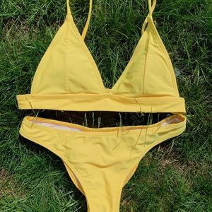 Yellow bikini